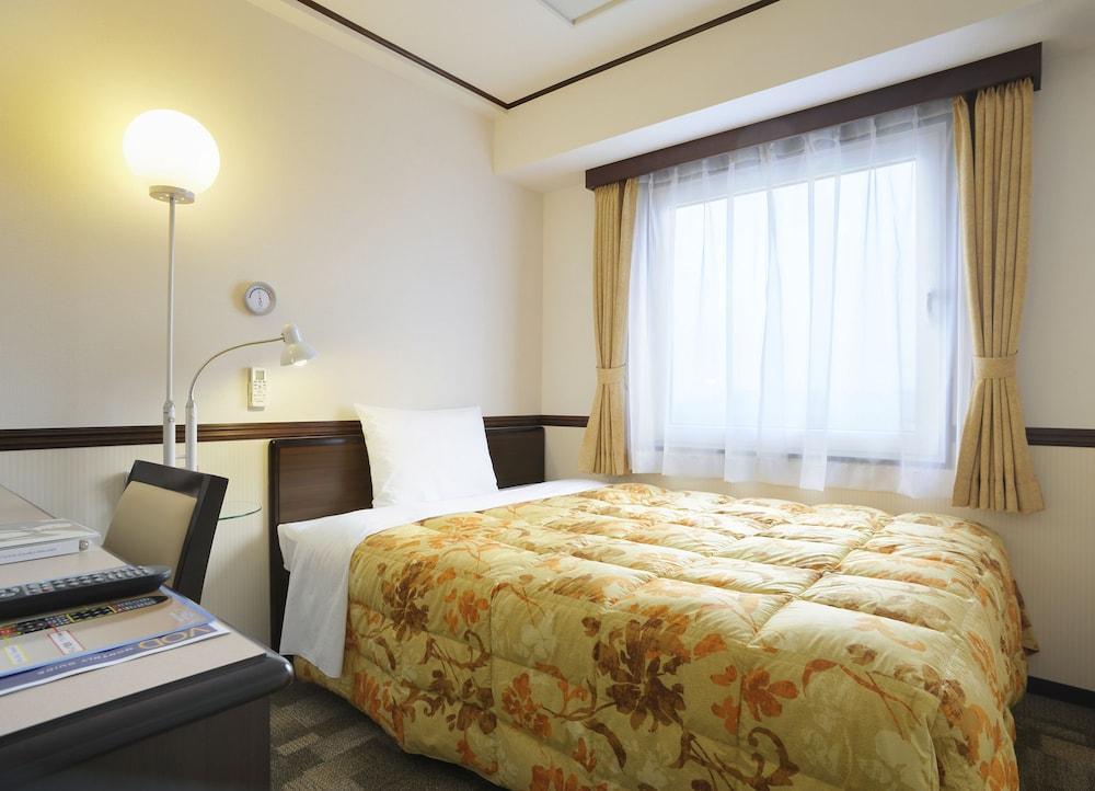 Hotel Livemax Osaka Umeda Nakatsu מראה חיצוני תמונה